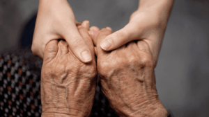 Pignoramento immobiliare con genitore anziano